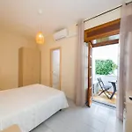 Casa Di Meglio Dependance 게스트하우스 4*