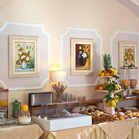 Casa Di Meglio Dependance بيت ضيافة 2*